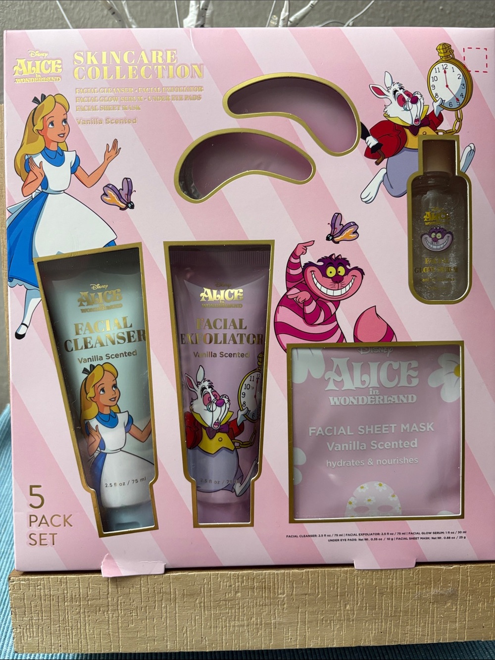 Disney Alice in Wonderland Vanilla Scented Skincare Set - Pink